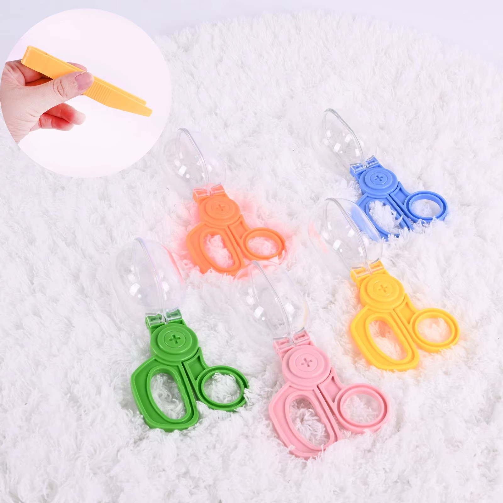 Adventure Insect Capsule Clip  - Outdoor Adventure Gifts 评论和价格
