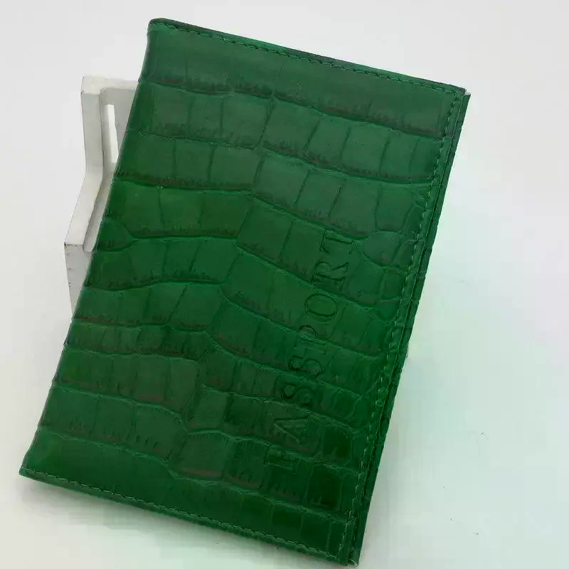 Portable PU Leather Passport H - Outdoor Adventure Girl 评论和价格